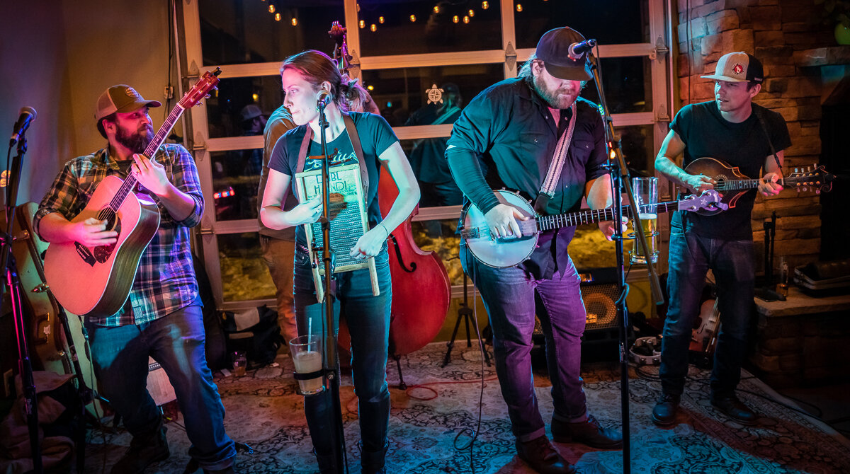 Laney Lou and the Bird Dogs at New Terrain Brewery