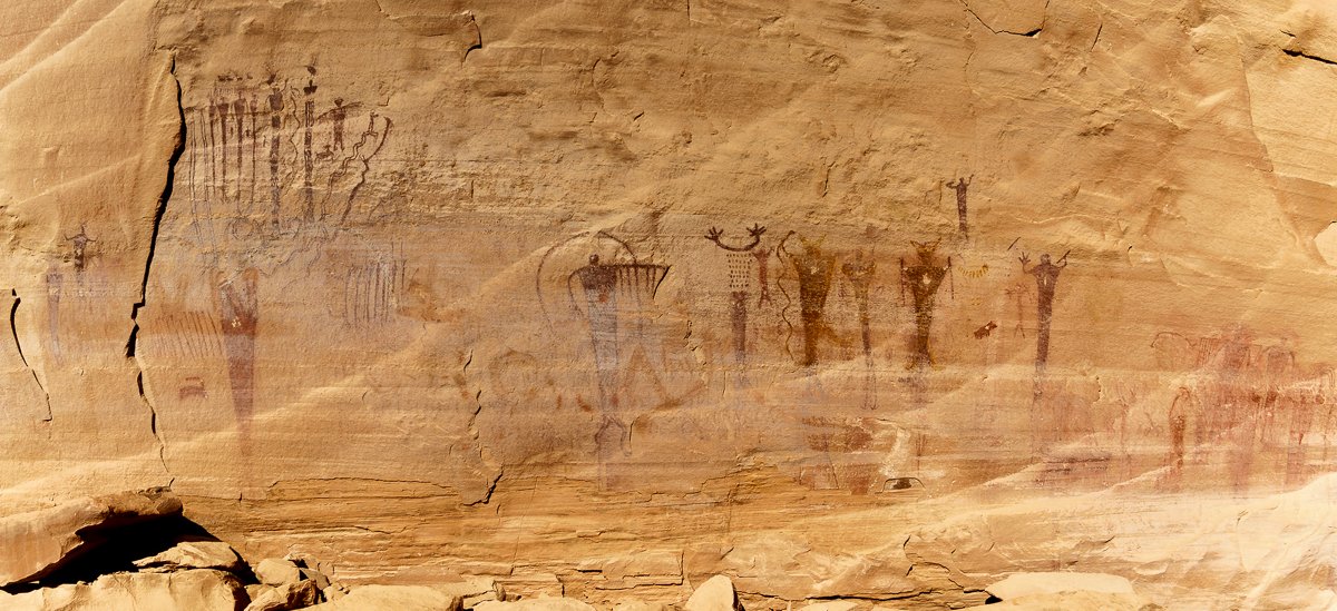 Gathering of Figures