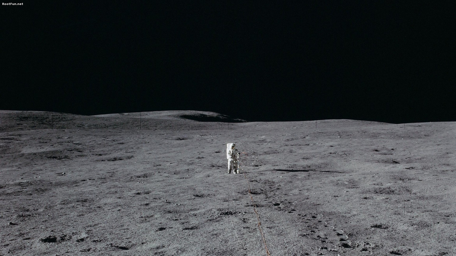 Apollo-14-Shepard-with-TV-Camera.jpg