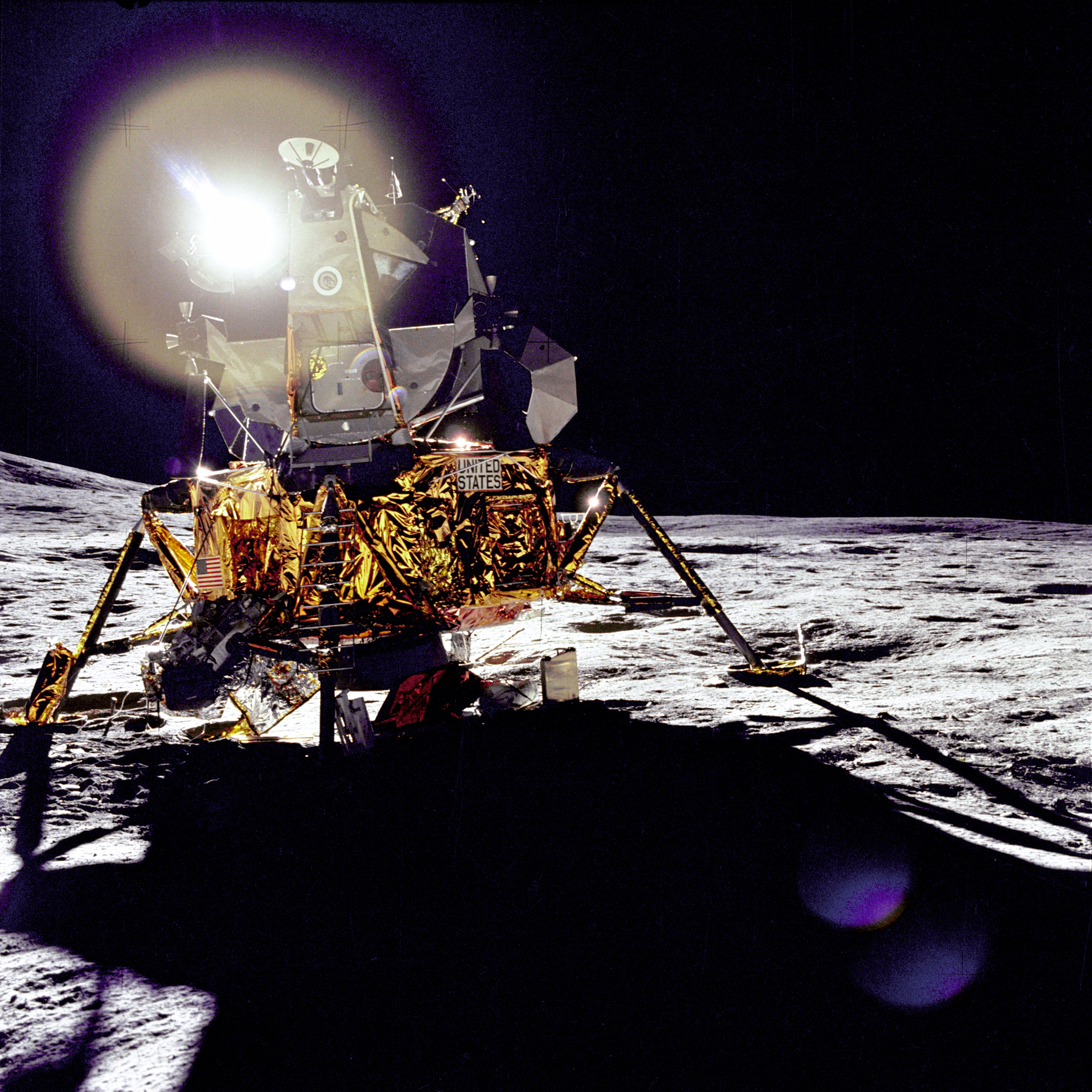 511168main_Apollo14_lander.jpg