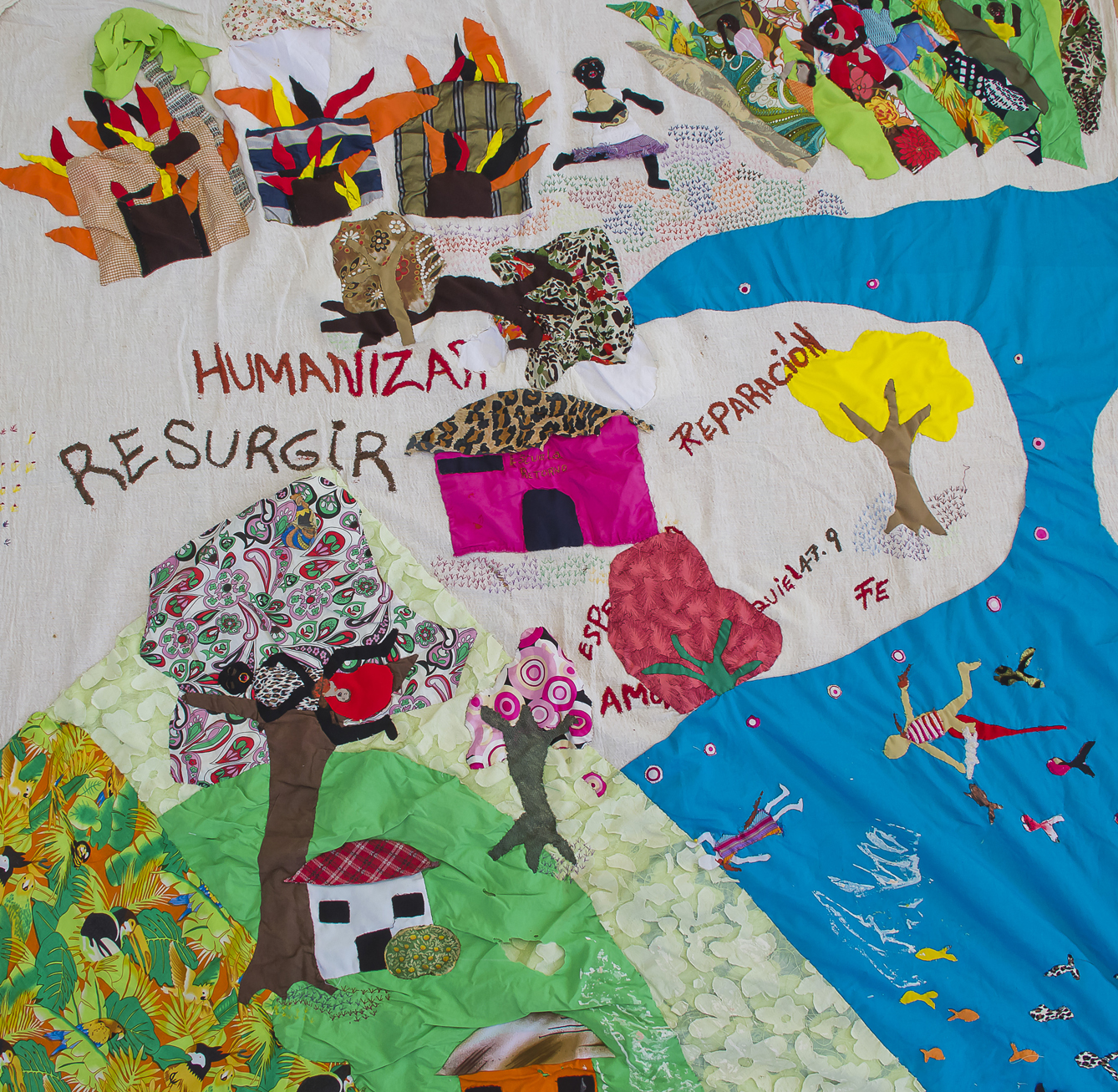 Some fabrics use the written message with the idea of learly communicating the real meaning they are trying to convey by resurfacing, humanizing and repairing Mampuja’s community difficult past.
