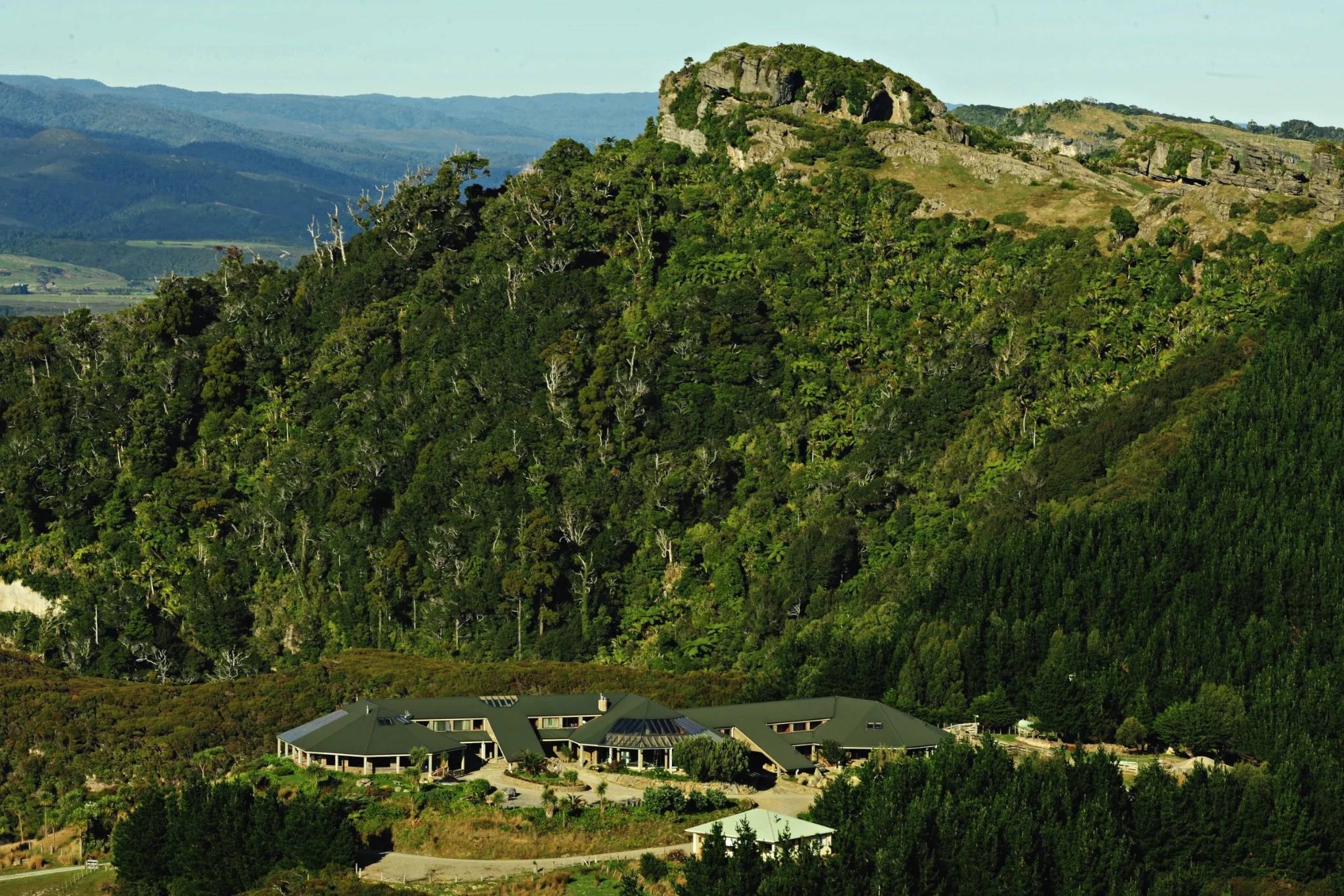 Nelson &amp; Tasman lodge transfers