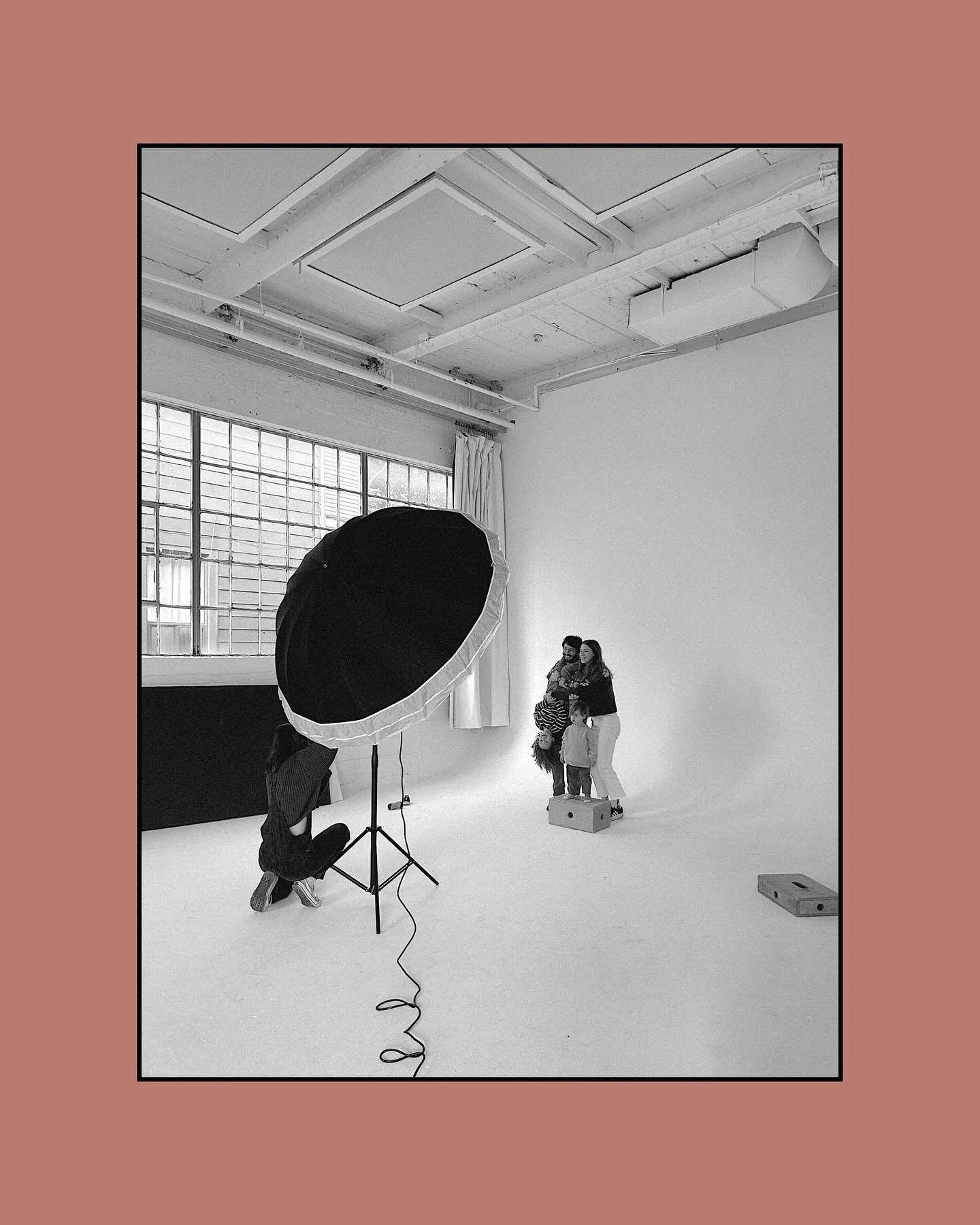 It&rsquo;s studio szn! Officially moving indoors until Spring 🌱
(very limited 2025 slots remaining)