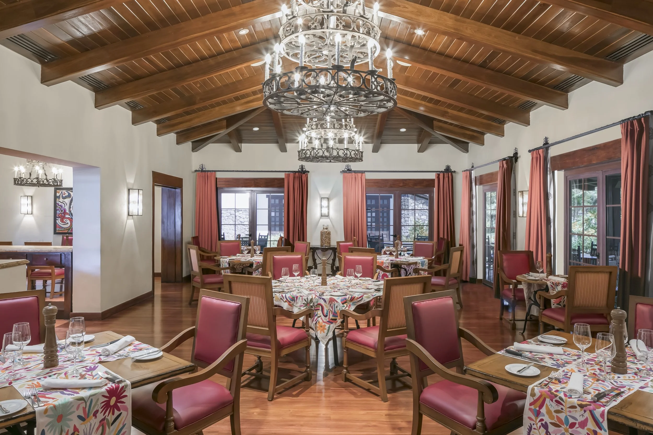 JW_SJOJW_restaurante.jpg