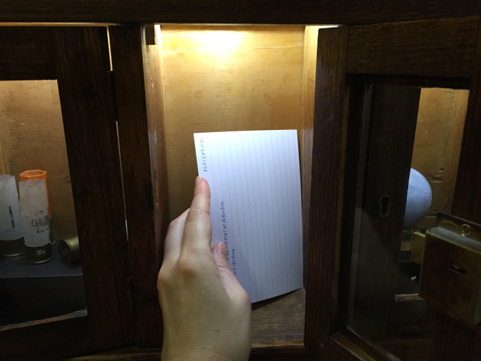 Esther Anatolitis installiing INDEX-SYSTEM, 2016