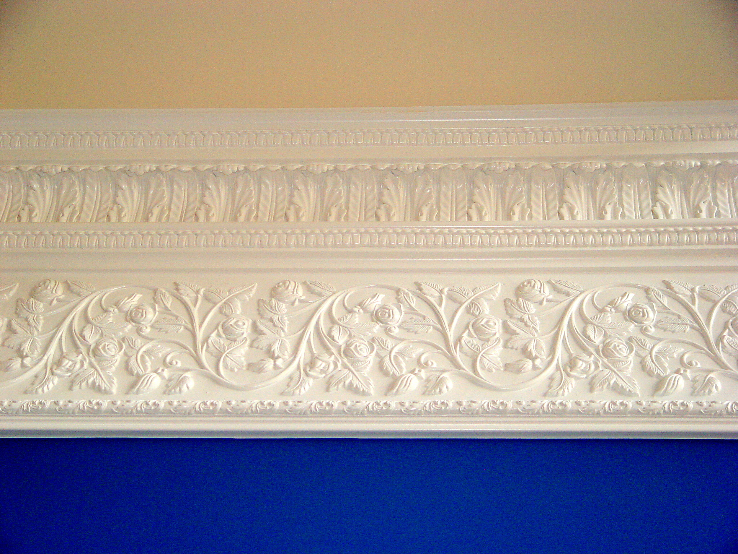 Cornice with rose frieze.jpg
