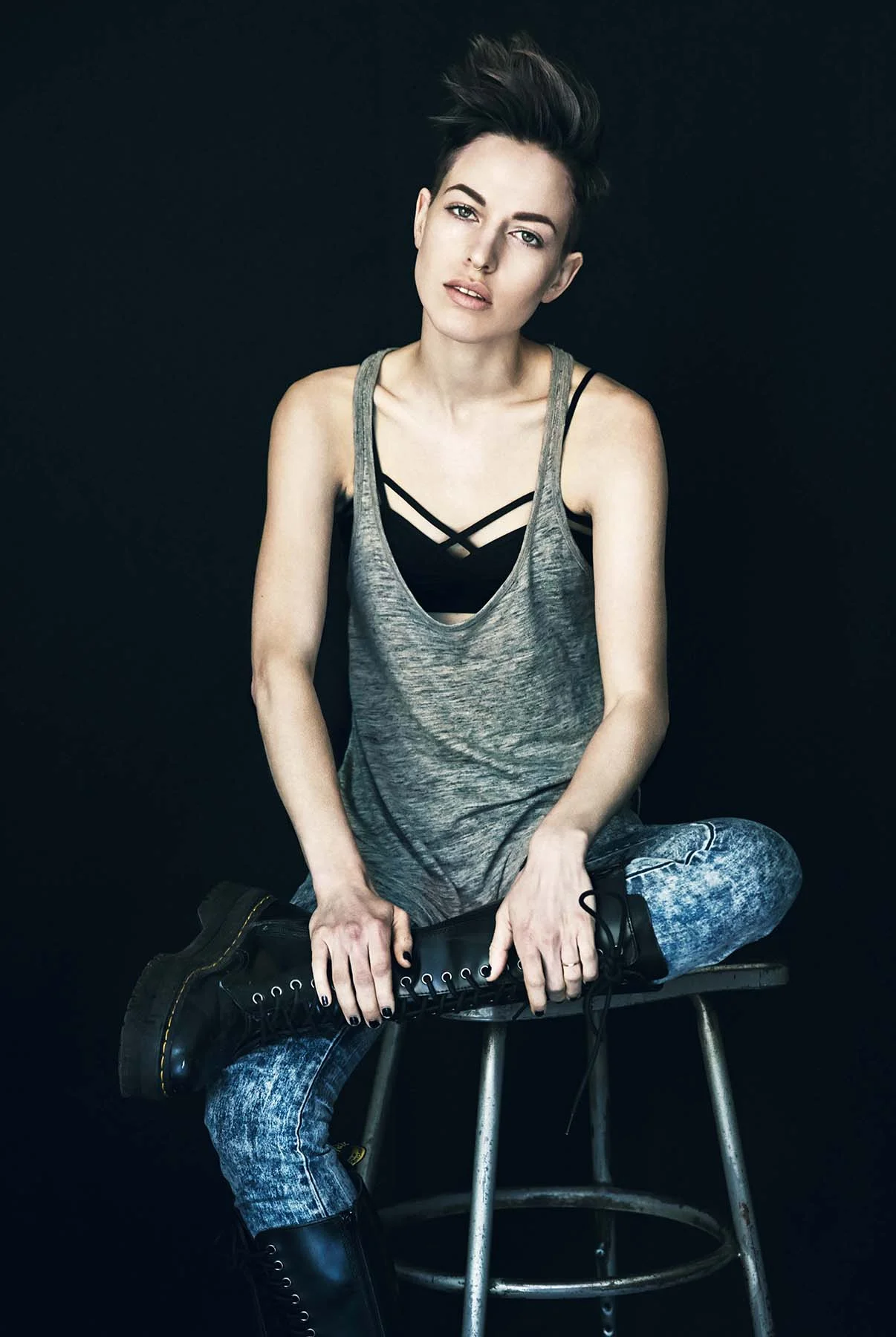 HANNAH__01_760v2_98.jpg