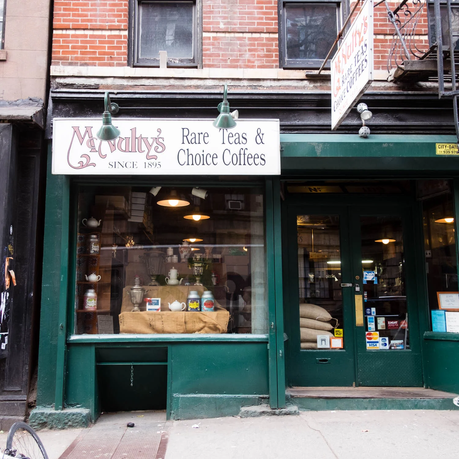 McNulty's, Greenwich Village, Manhattan