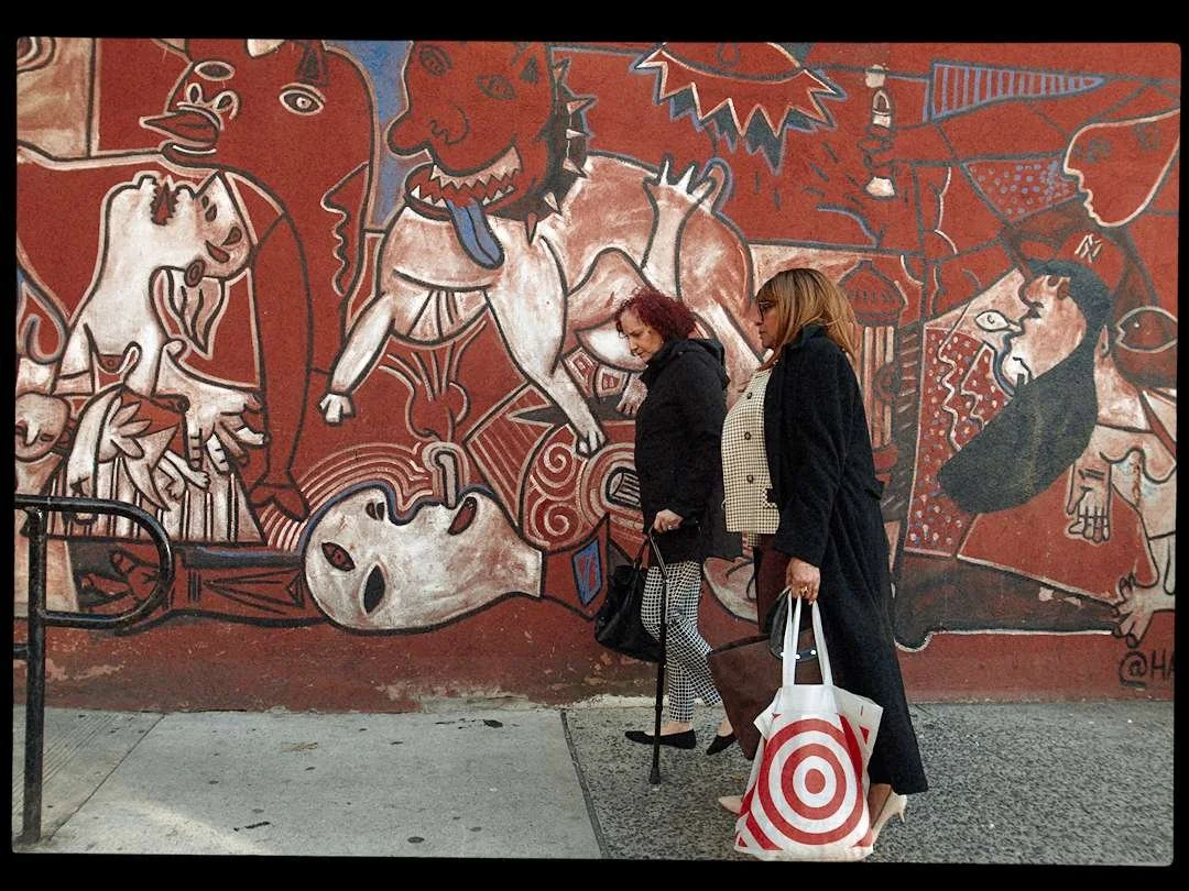 Review by Monique, Lyons, France