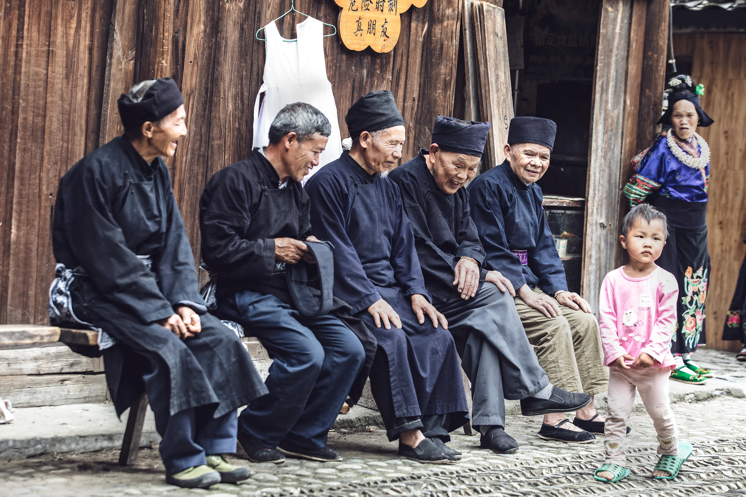Old-Men_Child_2018_8821_low.jpg