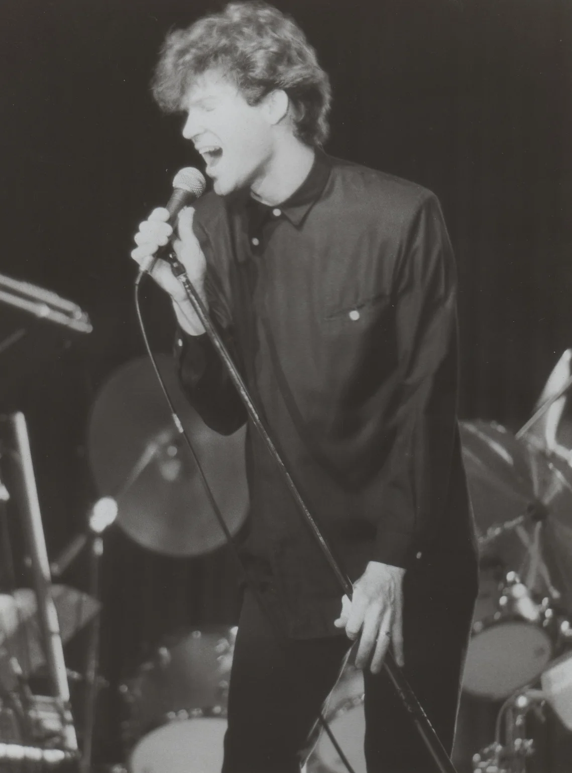 MUZIT&#x27;S BUZZ ATTRACTS FANS WITH HONEY