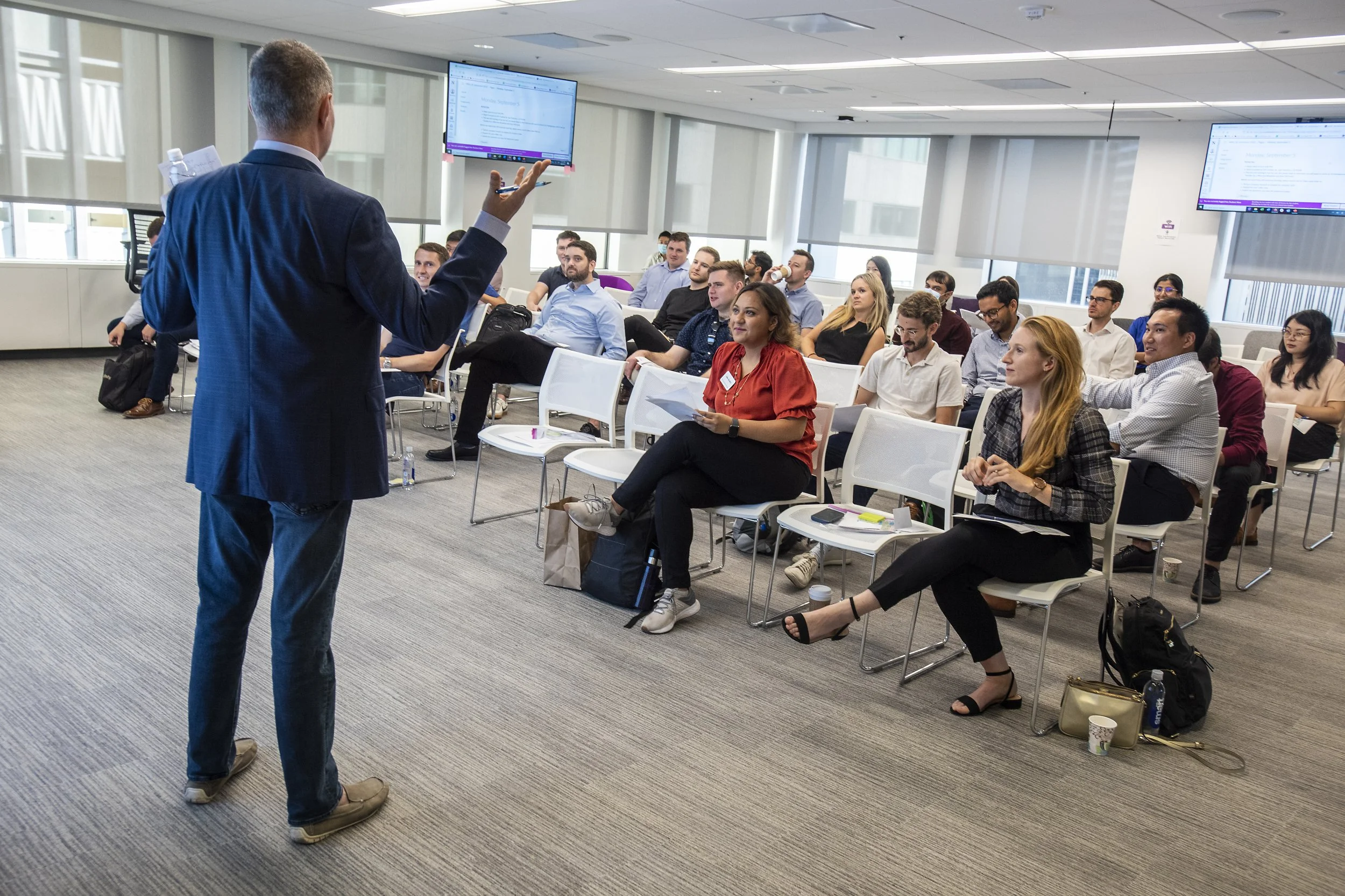  San Francisco, 2022. Students attend Northwestern Kellogg San Francisco MBAi Kickoff 