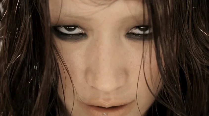 Elle - The Six Portraits