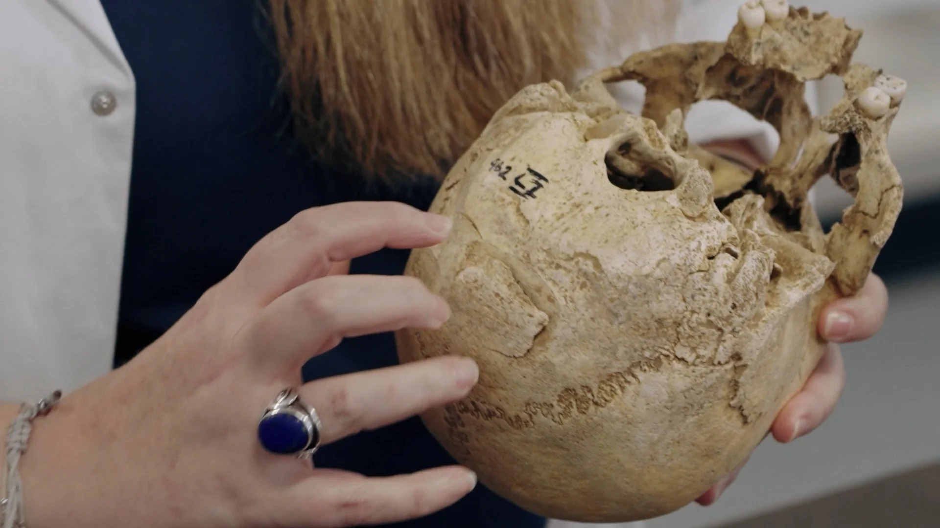 HH Medieval Ghosts [Edit 11] [H264].mp4.00_23_12_18.Still013.jpg