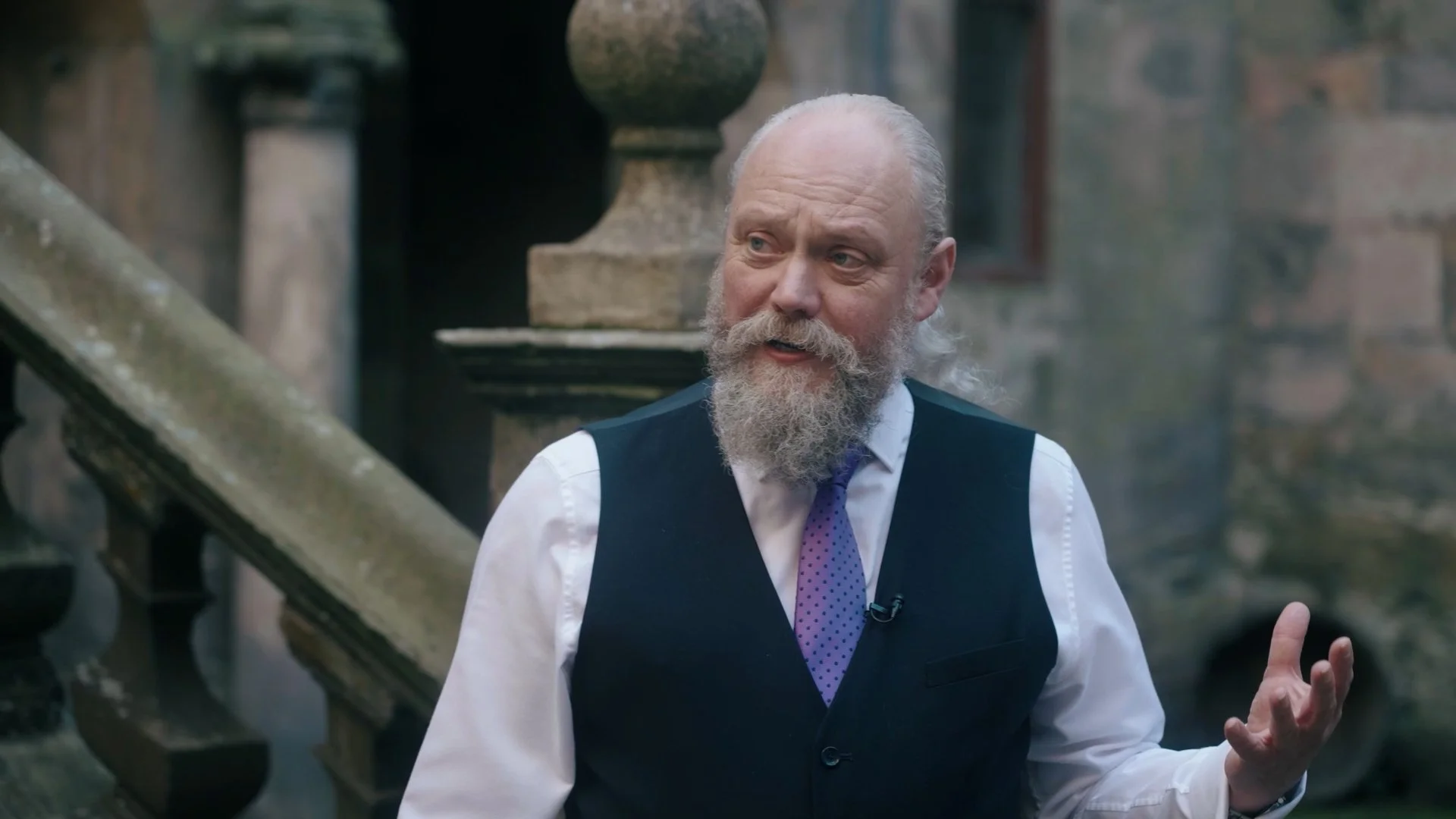 HH Medieval Ghosts [Edit 11] [H264].mp4.00_31_01_14.Still021.jpg