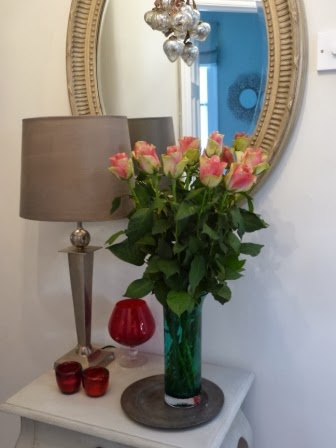 And I replaced it with a lamp and these stunning roses that a friend and neighbour kindly gave me on Friday. They have a real vintage look about them. Aren't they beautiful?