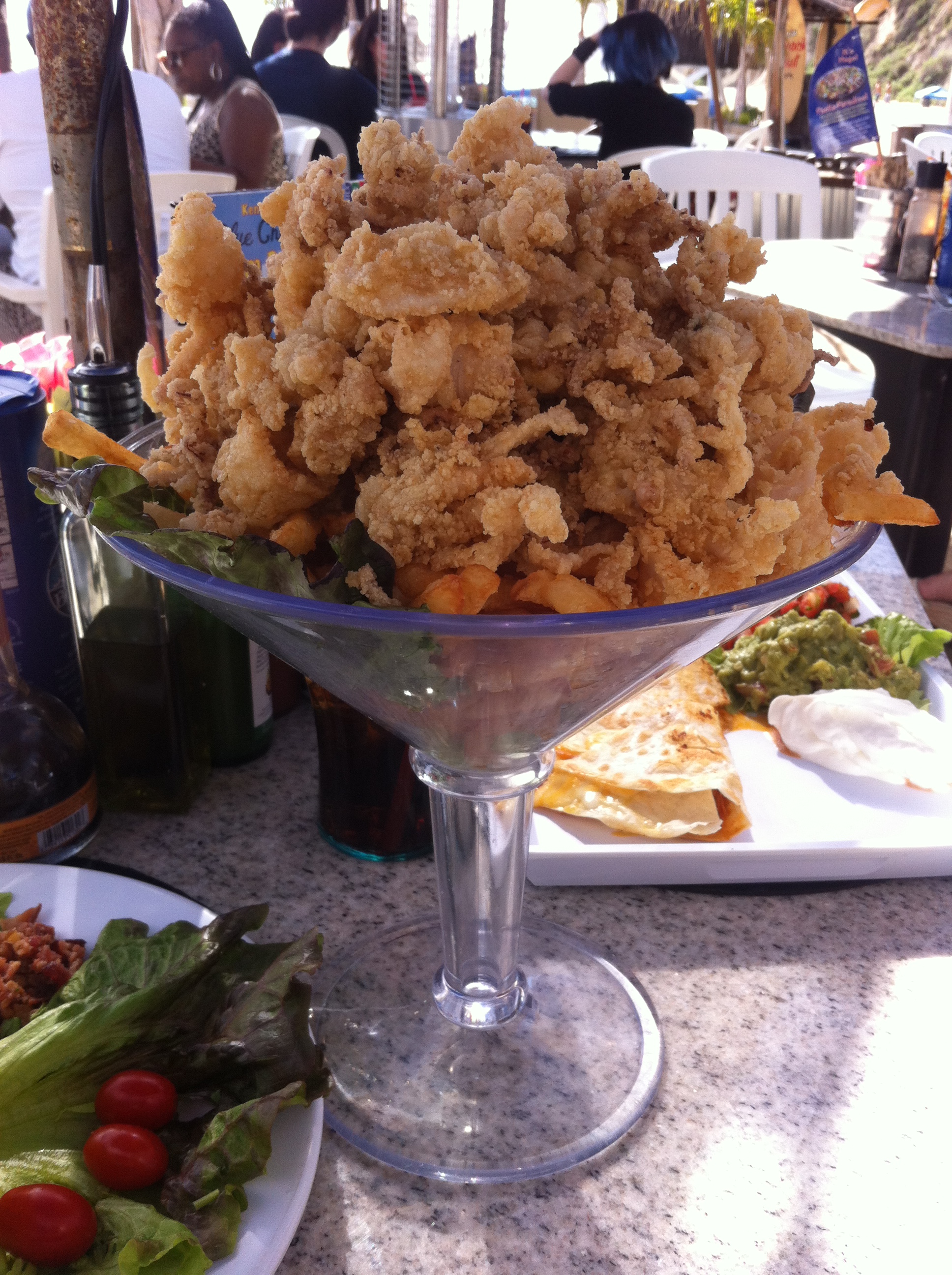  A starter of Calamari at the Paradise Cove Café. Check out the size of this!!!!! 