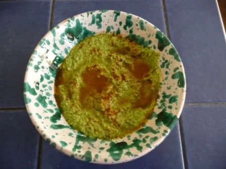 Delicious green pea houmous recipe