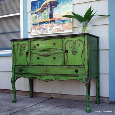 Going green with envy for a painted Annie Sloan sideboard