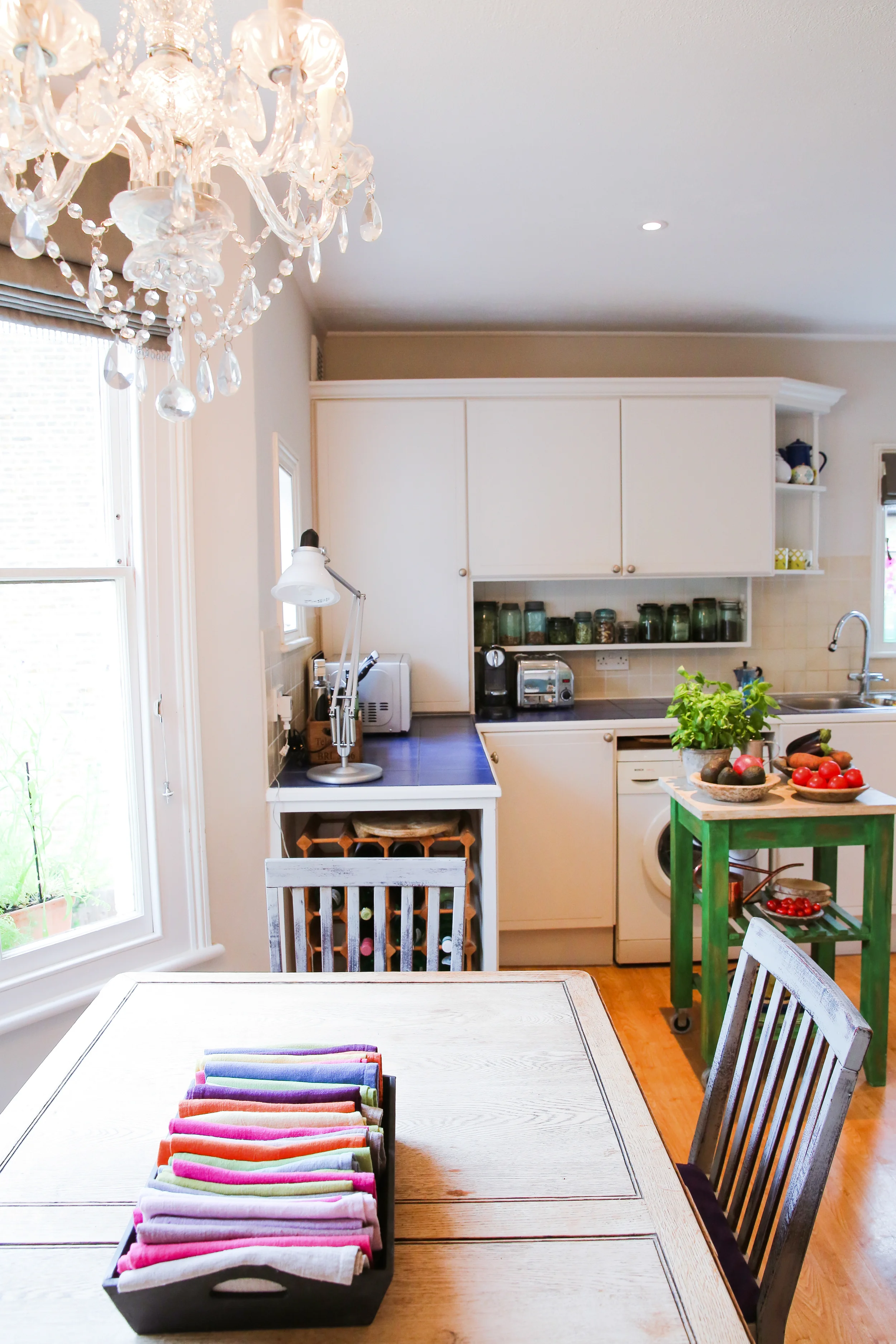 Upcycling a couple of trays with Annie Sloan paint