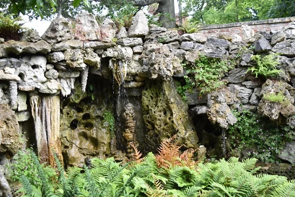 m_Grotto (1).jpg