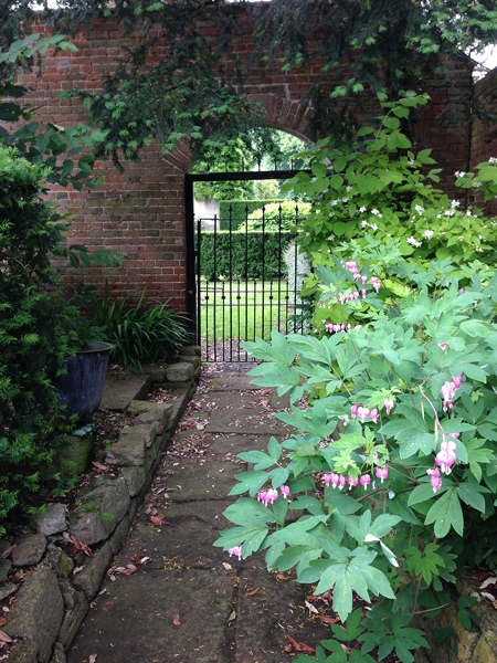 The garden is full of gates through which opens another "room"