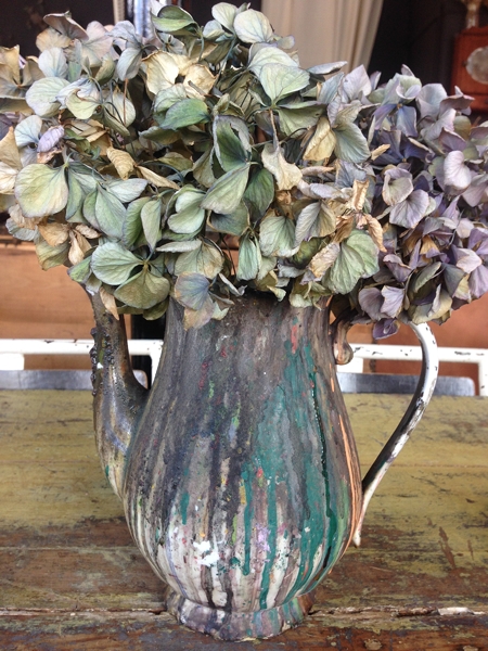  French porcelain jug used for mixing enamels 