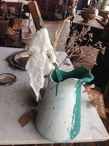  French porcelain jug used for mixing enamels 