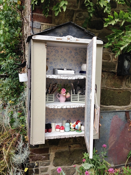 Outside cupboard for condiments