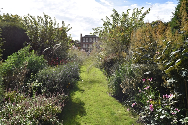 Petersham House Open Gardens Angela