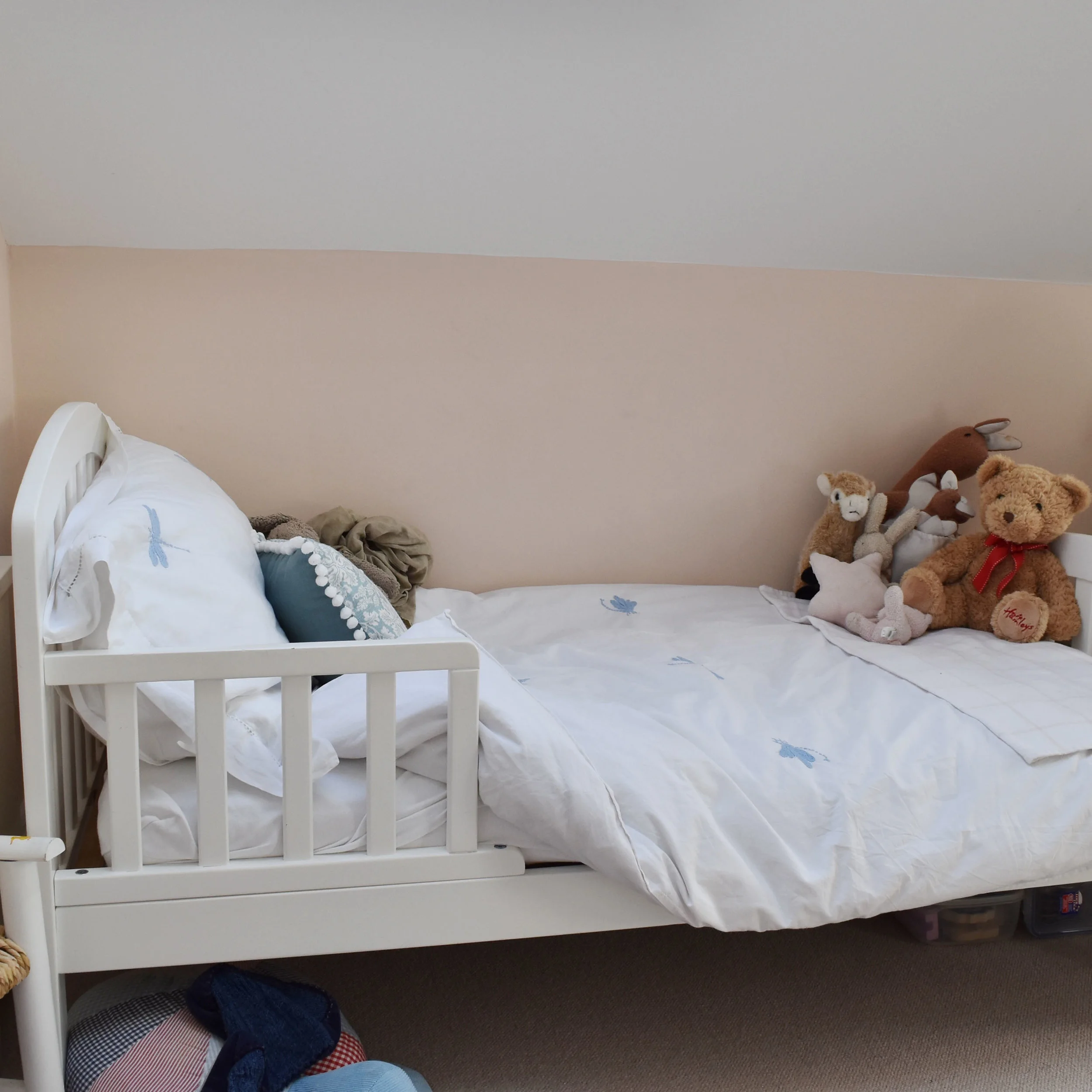 Hattie's bedroom (1).JPG
