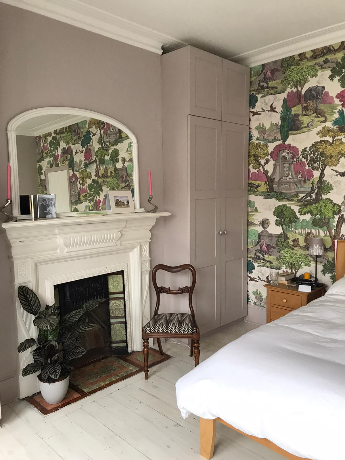 neat-bedroom.png