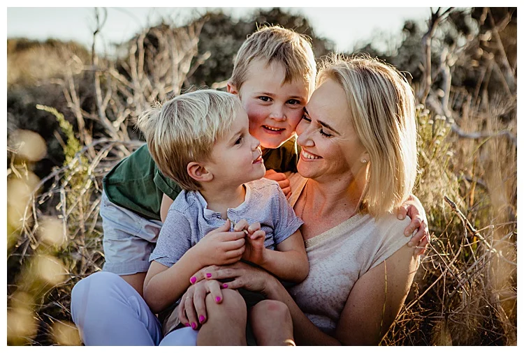 SophieSmith_Megan_Motherhood_002.jpg