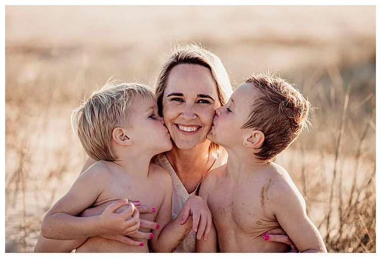 SophieSmith_Megan_Motherhood_018.jpg