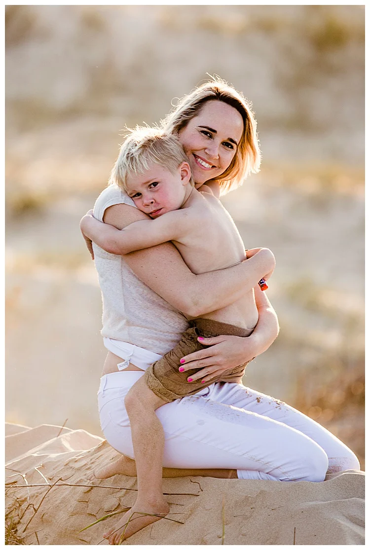 SophieSmith_Megan_Motherhood_023.jpg