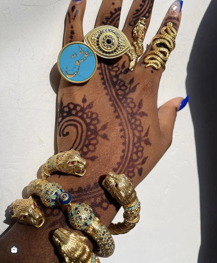 7F98C004-63D4-44CD-AA57-850E64559C6B