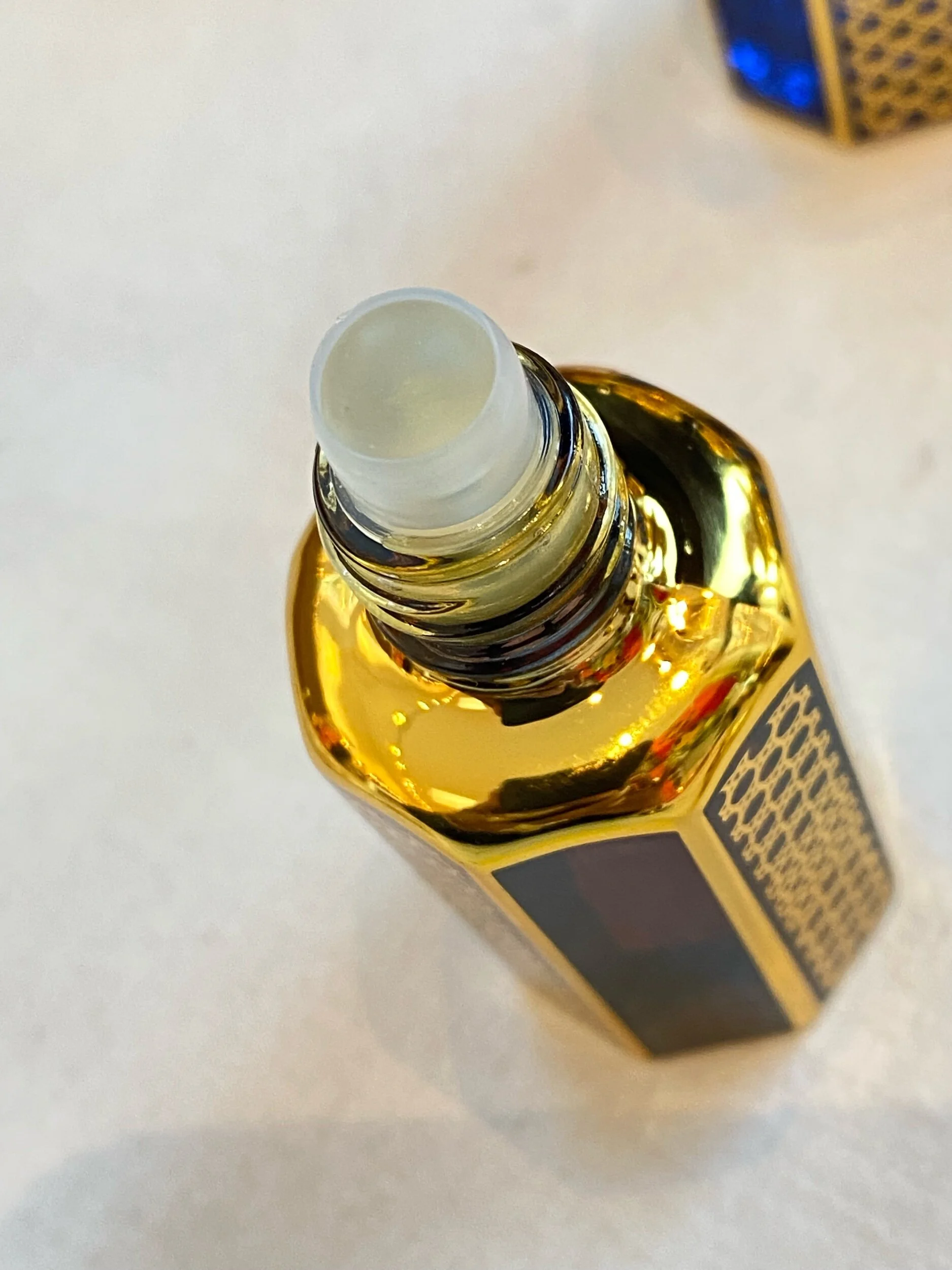 F63E87FB-4F8F-4328-964D-208157252840