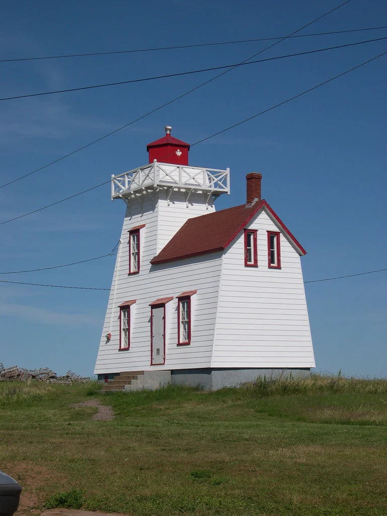 North_Rustico_Harbour_Light_-_Canada_PE.jpg