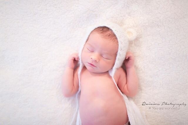 Baby Carter - Newborn Photography. #YouAreWonderful.
.
#newbornphotography #nycnewbornphotographer #nycnewbornphotography