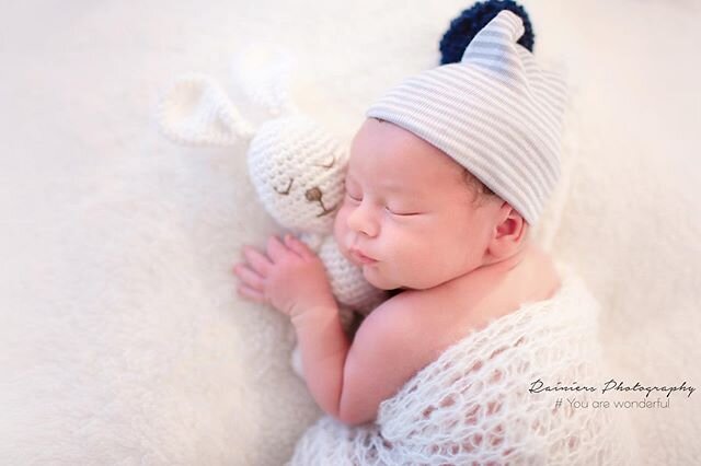 Baby Carter - Newborn Photography. #YouAreWonderful.
.
#newbornphotography #nycnewbornphotographer #nycnewbornphotography