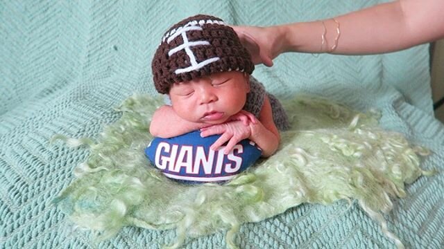 Behind the scenes, baby Aiden. #1 Giants fan. Swipe for the final edit. #YouAreWonderful.
.
#newbornphotography #nycnewbornphotographer #nycnewbornphotography