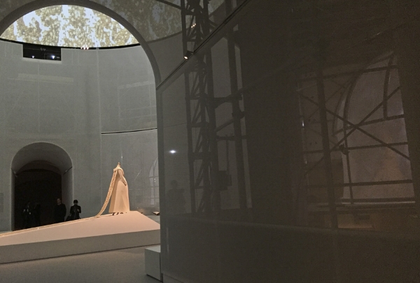 A view of the main center space and the translucent walls.