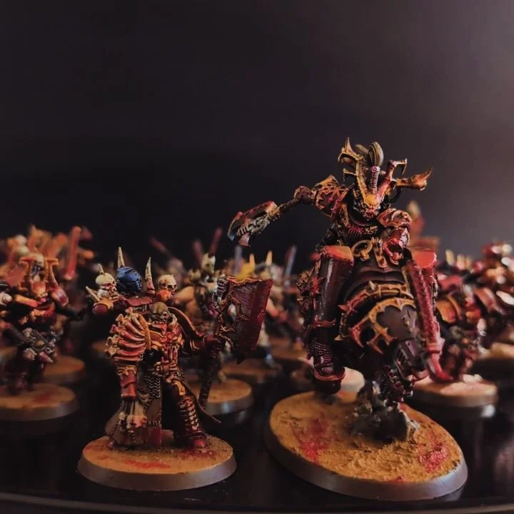 FINALLY finished painting my World Eaters. BLOOD FOR THE BLOOD GOD. Took roughly 3-4 hours of painting per mini. Had to break out my itty-bitty brushes for these boys. May they reap many skulls for Knorne.
.
.
.
#cameronbyeart #warhammer40k #worldeat