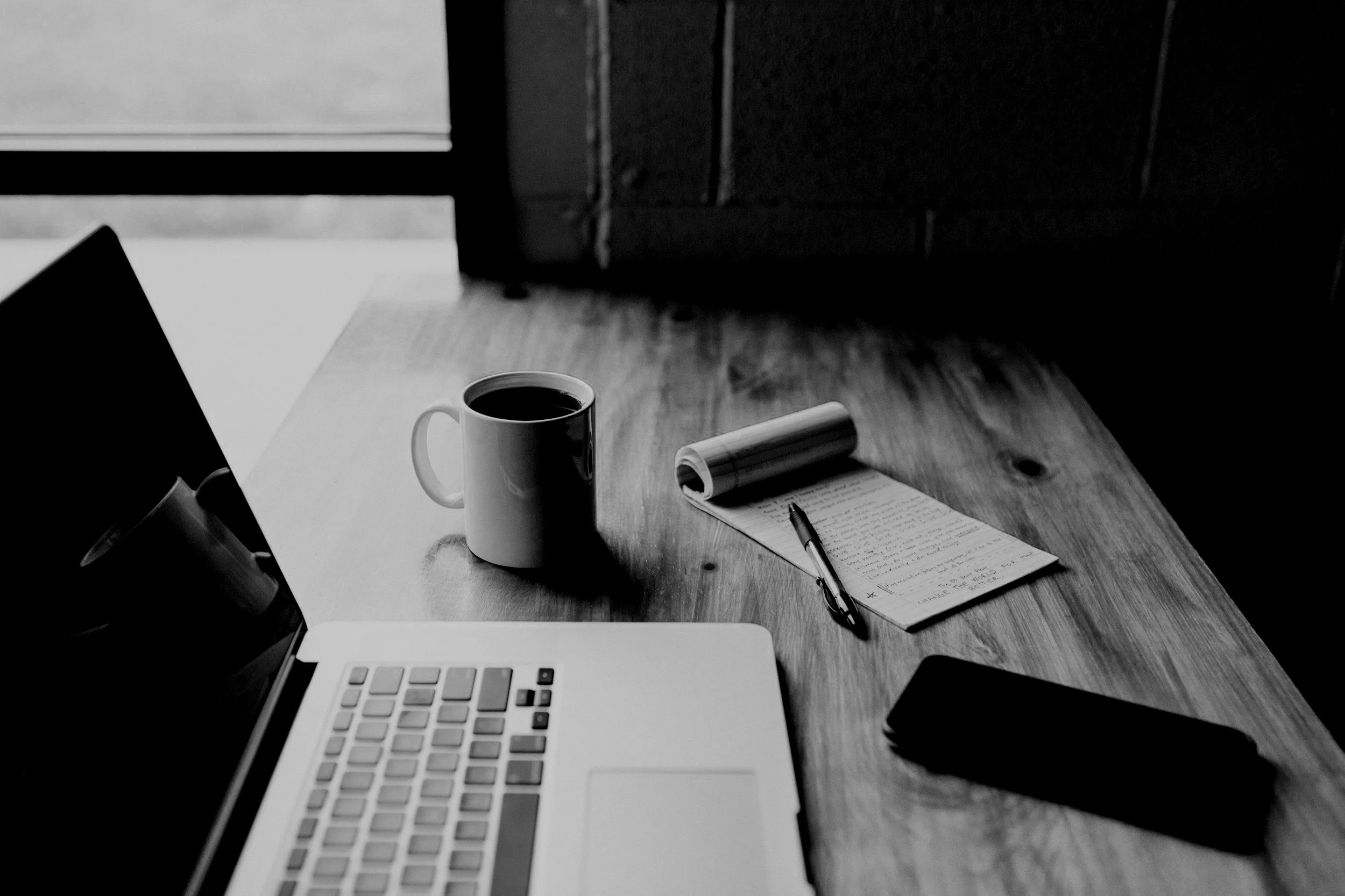 unsplash-image-cckf4TsHAuw.jpg