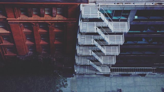 #Architecture is the very mirror of life. You only have to cast your eyes on #buildings to feel the presence of the past, the #spirit of a #place; they are the #drive of society.#portland #city #stairs #cityscape #downtown #uphighinthesky #oregon #st