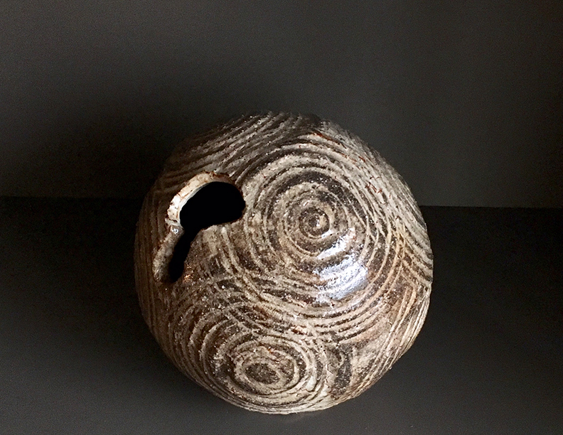 Round Vase