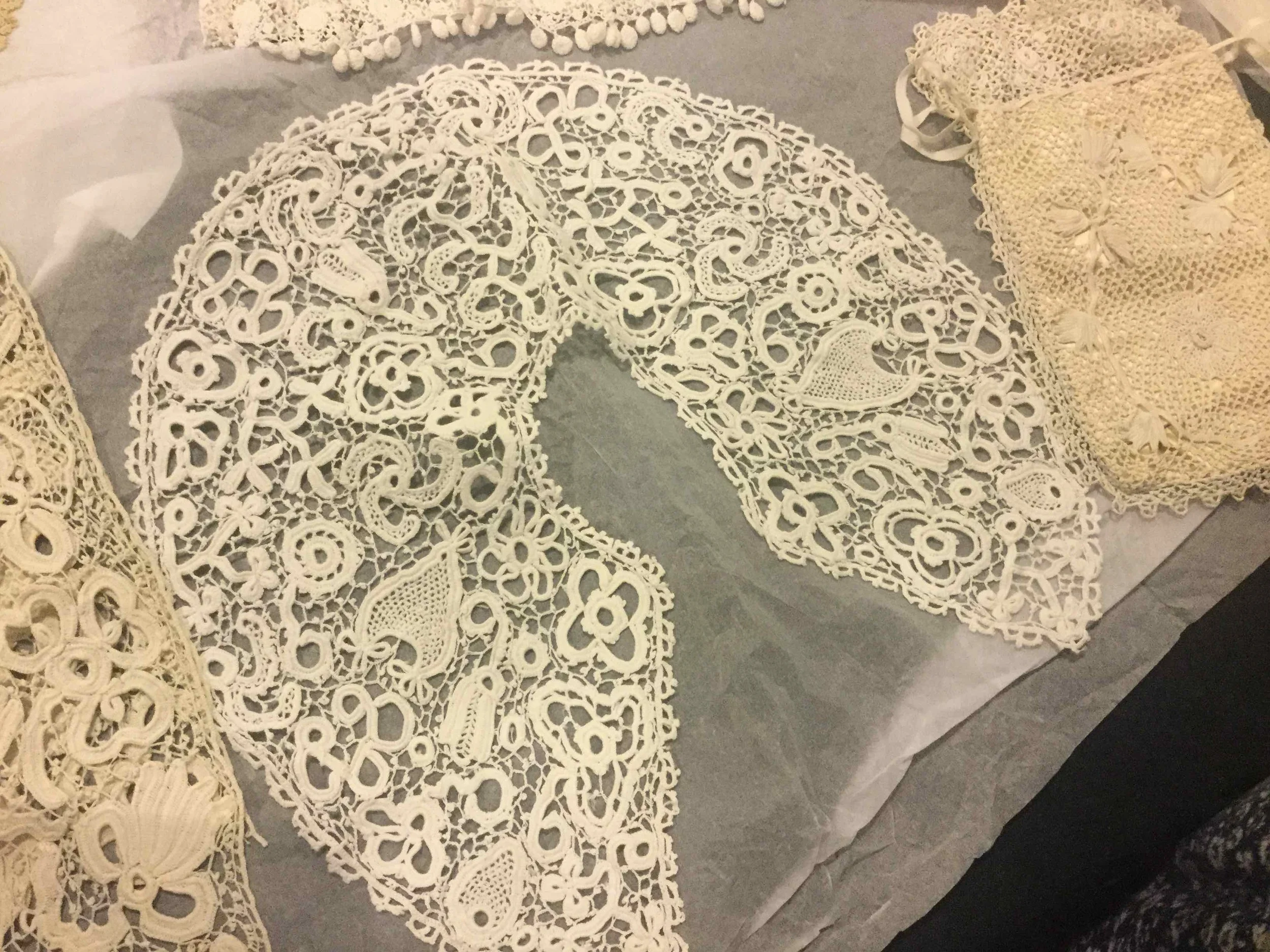 Irish crochet collar