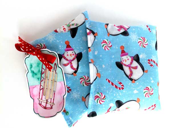 Make some smaller ones for pocket warmers! My kids LOVE these while waiting for the school bus in the winter time! Size them to fit right in their coat pocket and they stay warm for a long time!!! Great to warm up your hands for any cold outdoor activity!