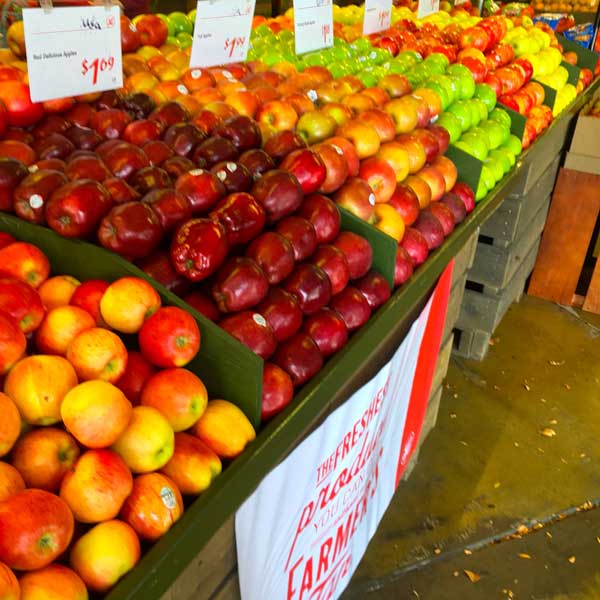 Glossy apples!
