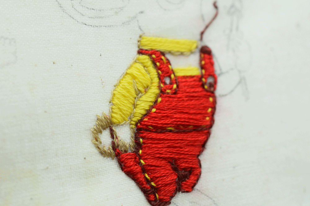 I added some light fur around the edge of the tail and paw.
